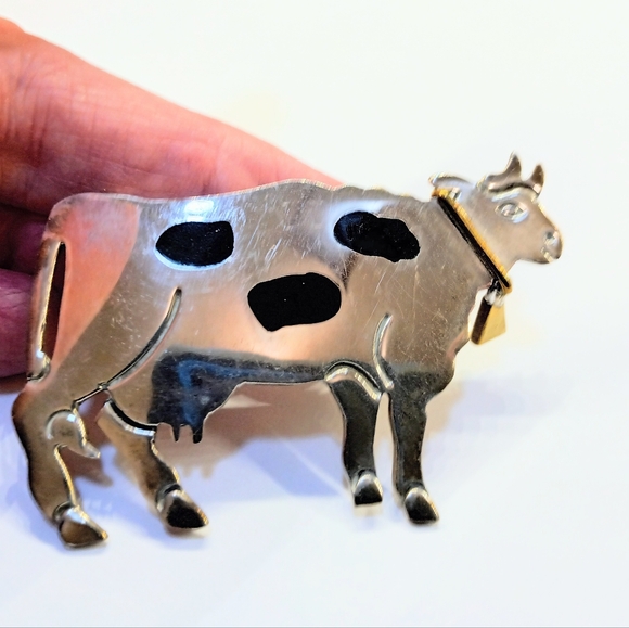Taxco Jewelry - Vintage Taxco Holstein Cow Brooch Or Pendant